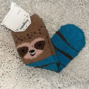 New! Snugadoo Fuzzy Socks Sloth